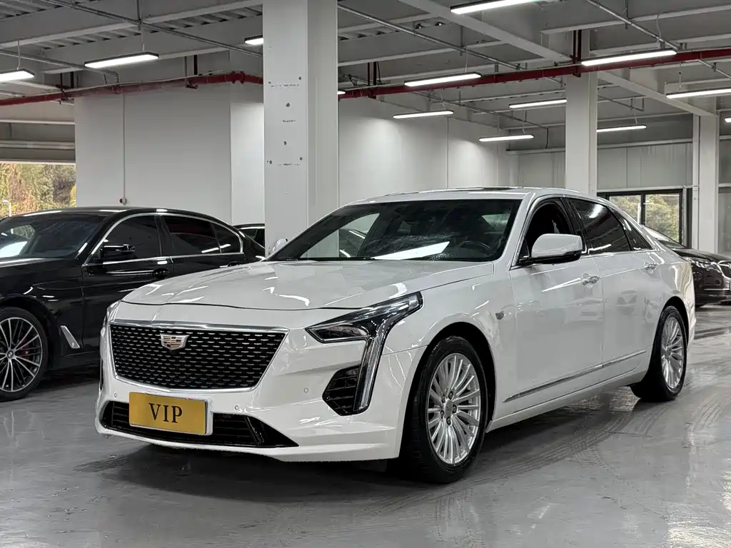 CADILLAC CT6
