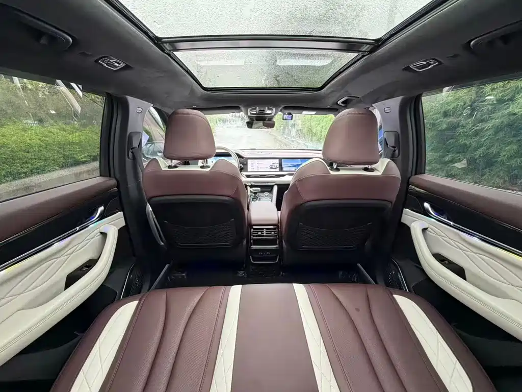 Geely Xingyue L — миниатюра 19