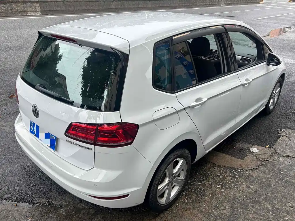 VOLKSWAGEN GOLF*JIAYU