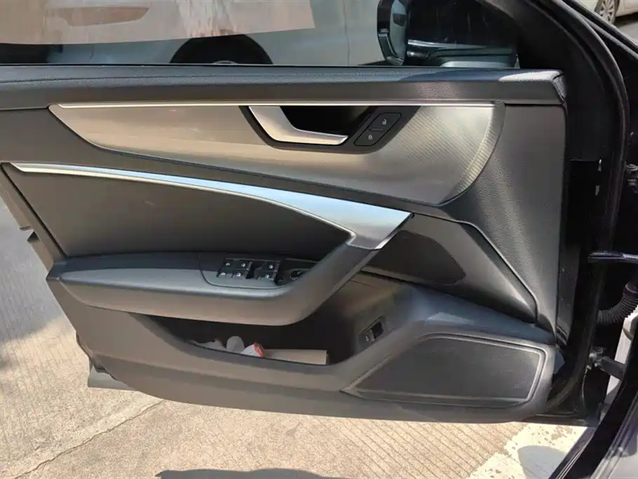 Audi A6L 2020 40 TFSI Luxury