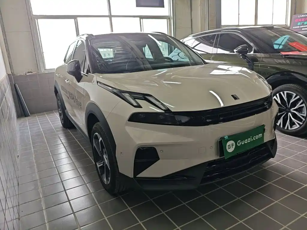 Lynk & Co 06 — миниатюра 4