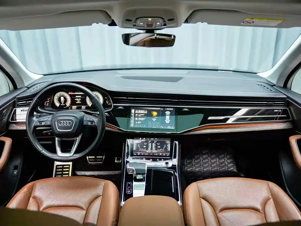 Audi Q7 — миниатюра 6