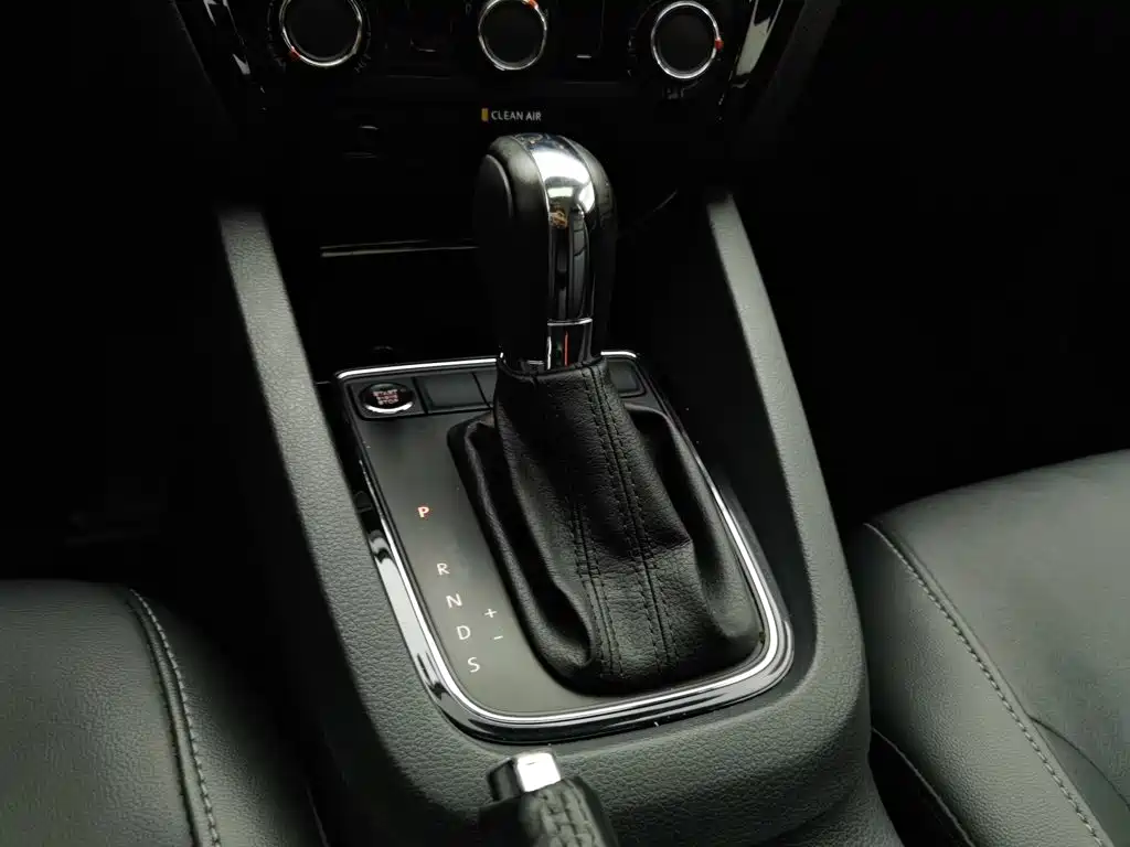 Volkswagen Sagitar — миниатюра 13