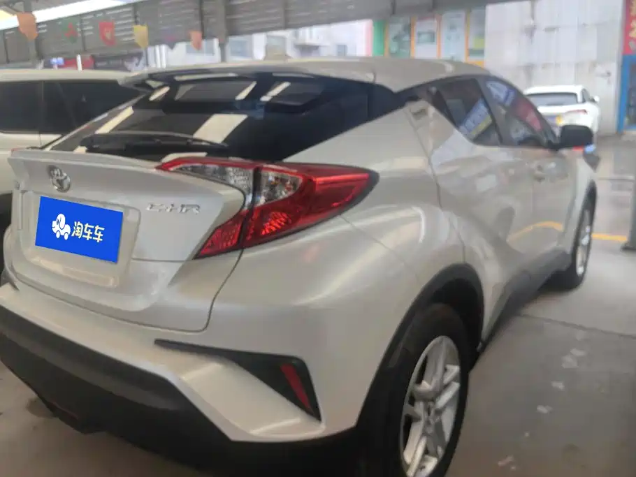 Toyota C-HR — миниатюра 3