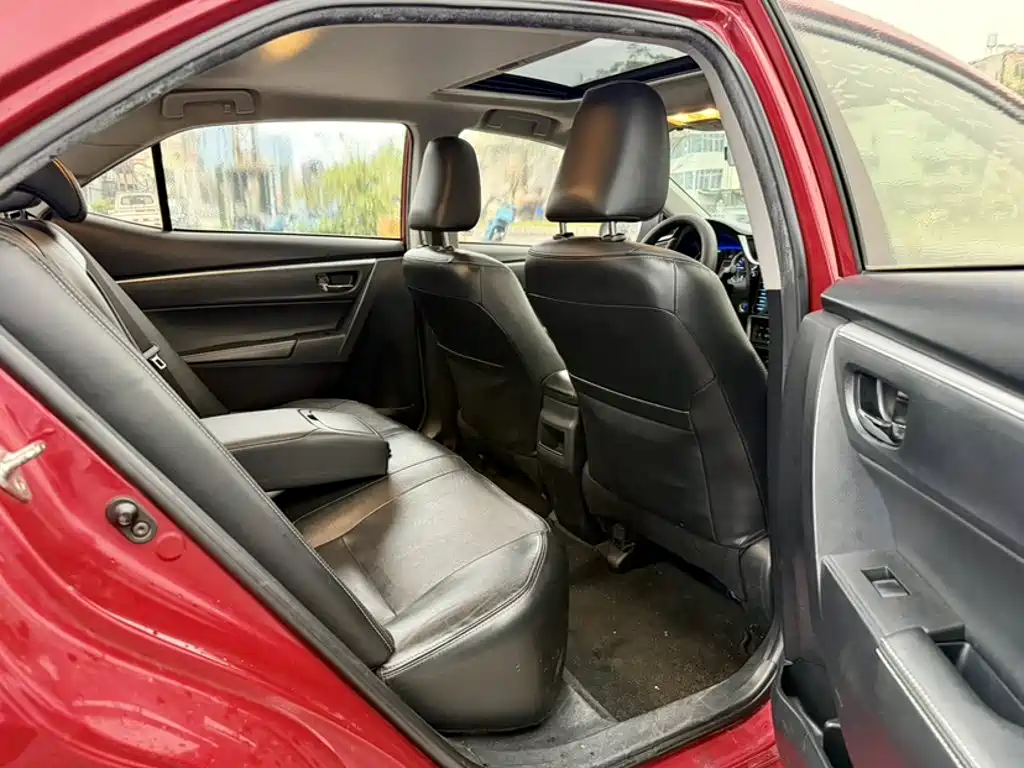 Toyota Corolla — миниатюра 5