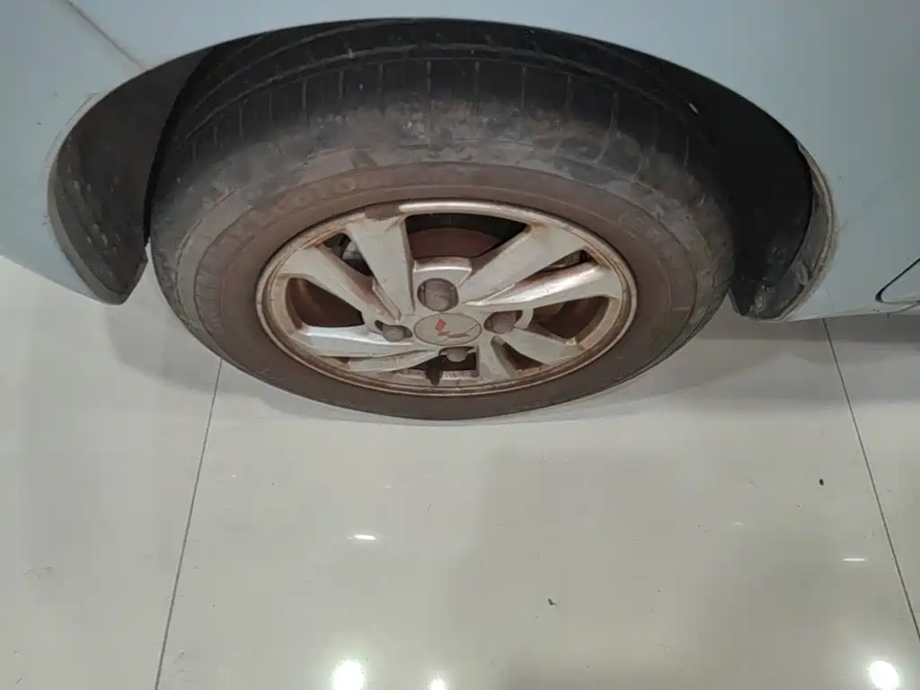 Wuling MINIEV — миниатюра 23