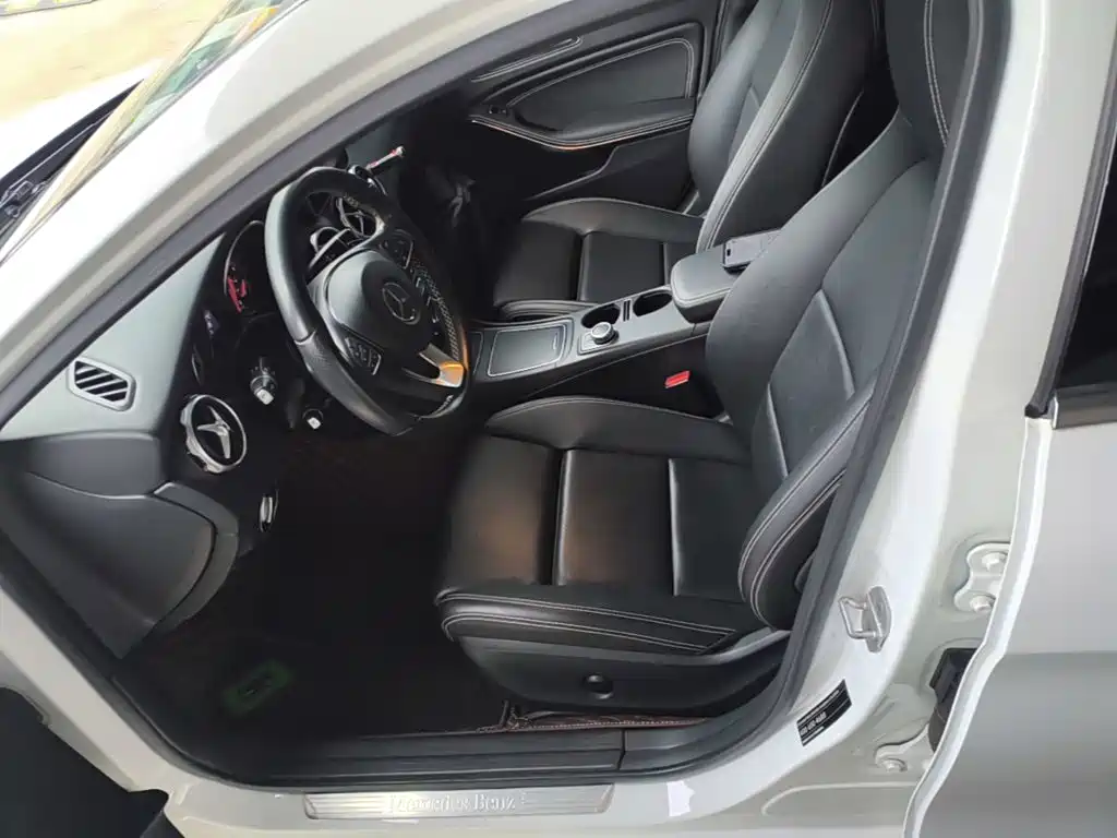 Mercedes-Benz GLA — миниатюра 15