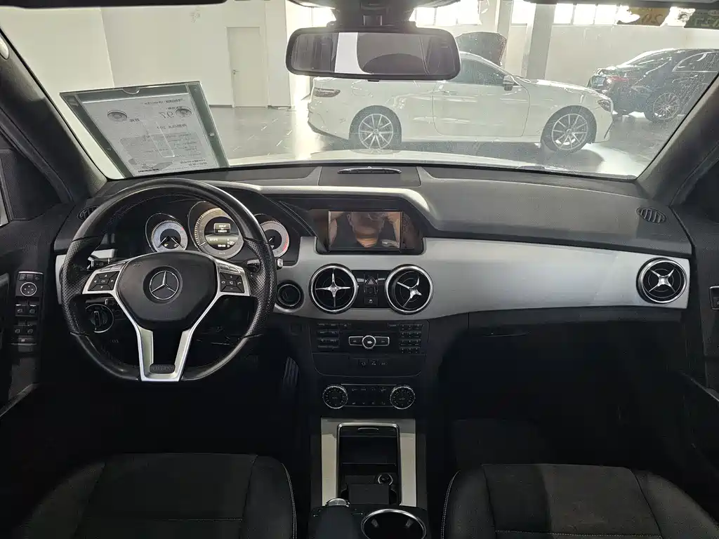 Mercedes-Benz GLK-Class — миниатюра 9