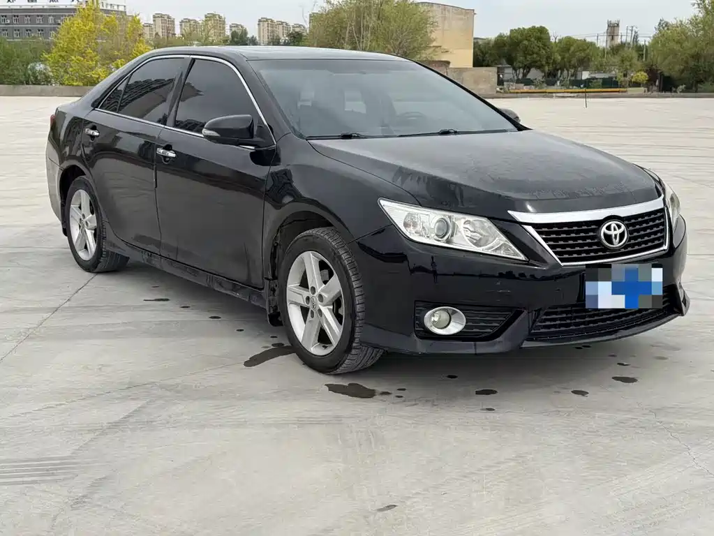 Toyota Camry 2015