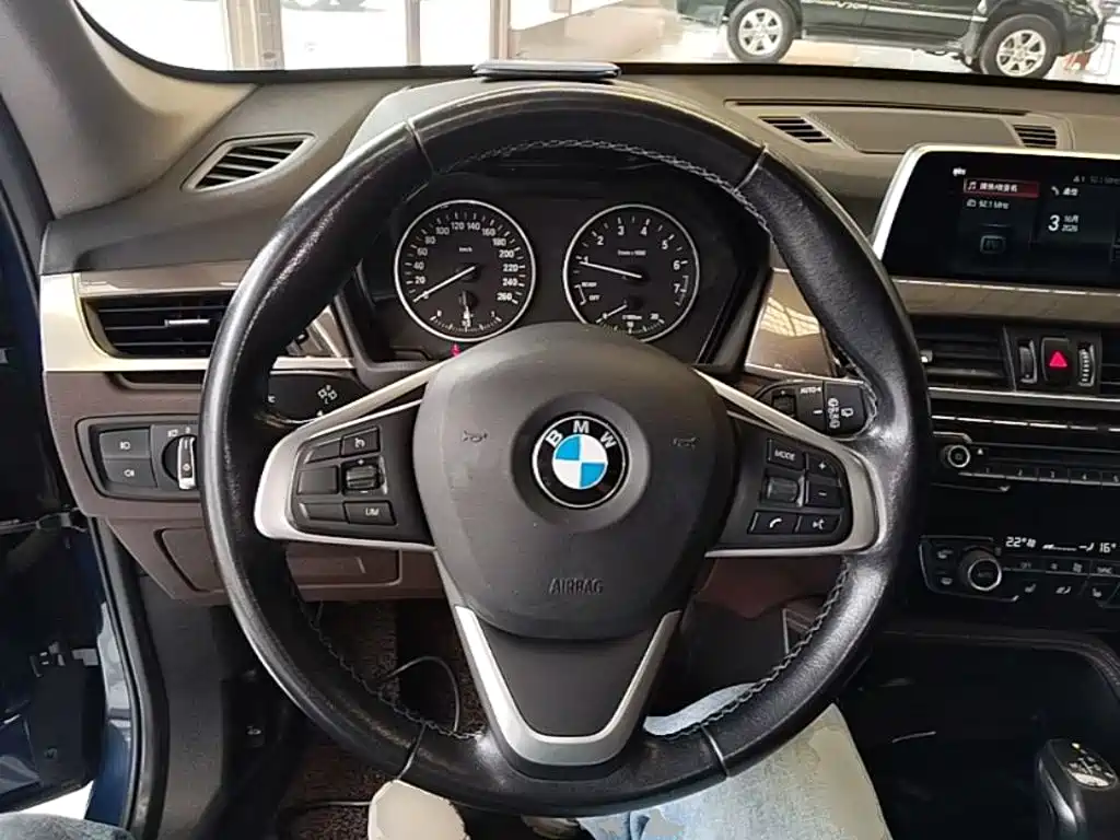 BMW X1 — миниатюра 11