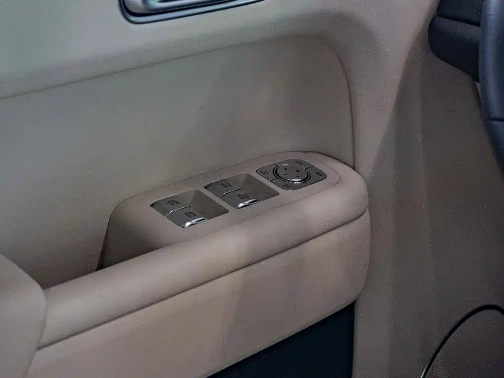 Li Auto Li L9 — миниатюра 18