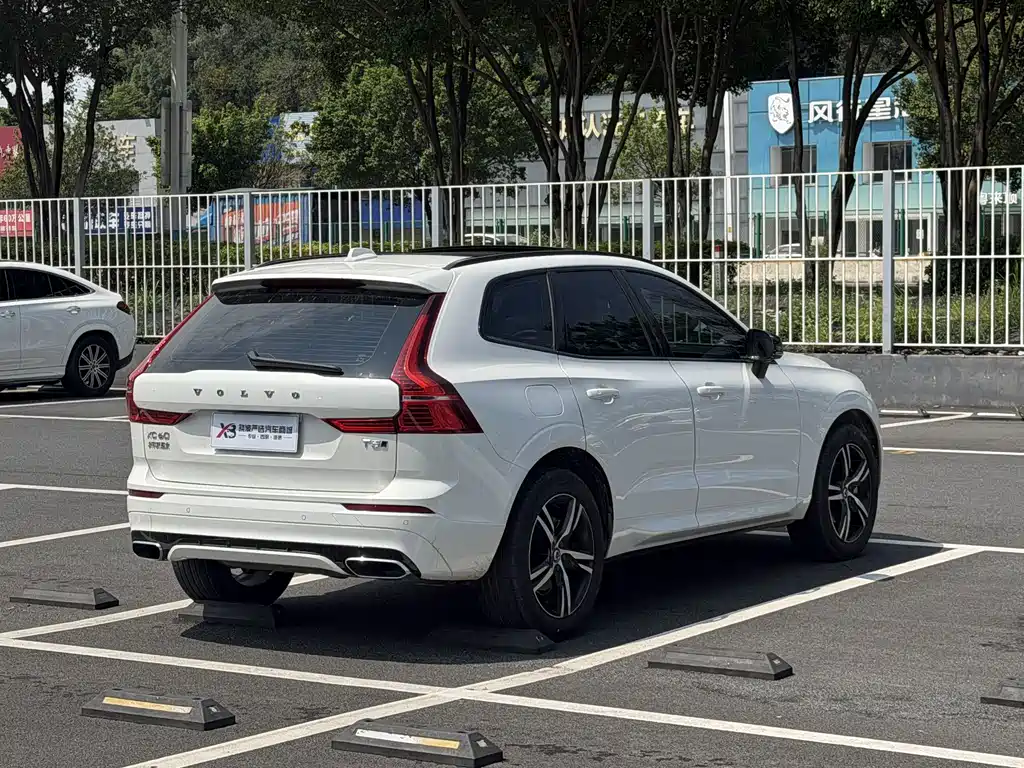 Volvo XC60 — миниатюра 19