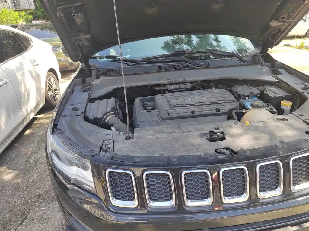 Jeep Compass — миниатюра 21
