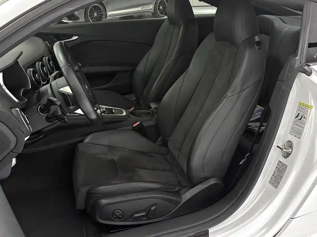 Audi TT 2017 TT Coupe 45 TFSI quattro