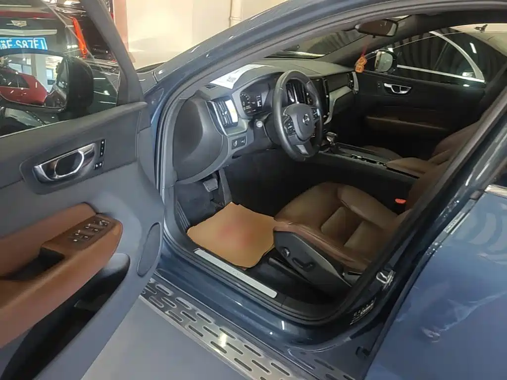 Volvo XC60 — миниатюра 16