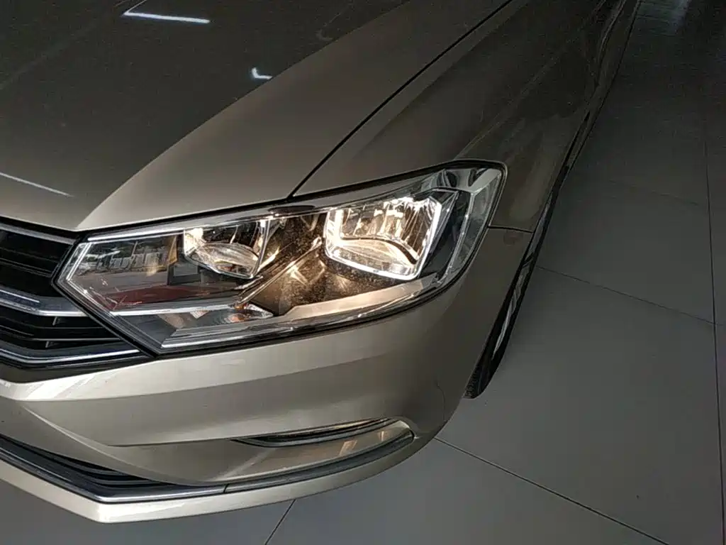 Volkswagen Bora — миниатюра 24