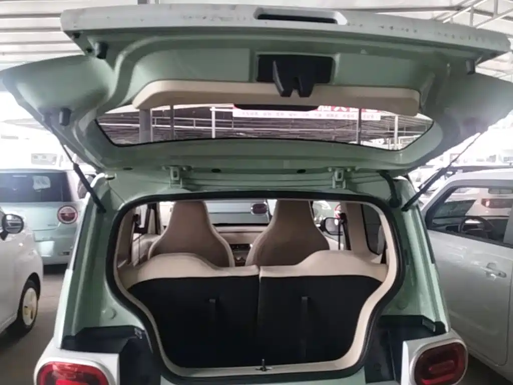 Wuling MINIEV — миниатюра 19