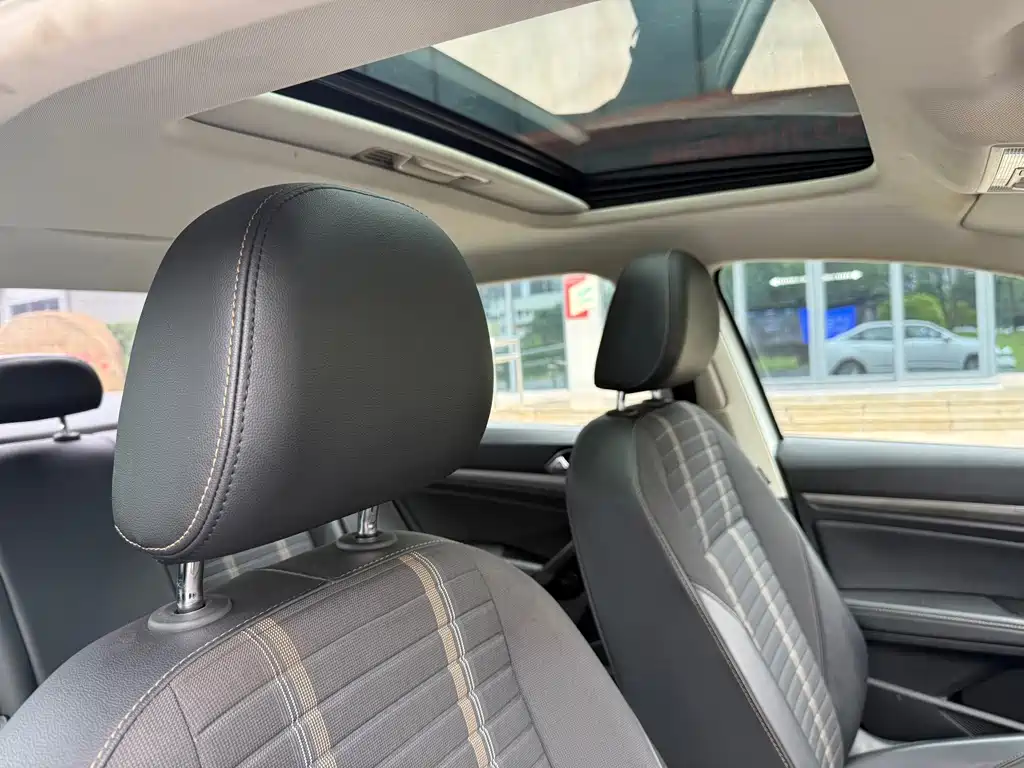 Volkswagen Lavida — миниатюра 15