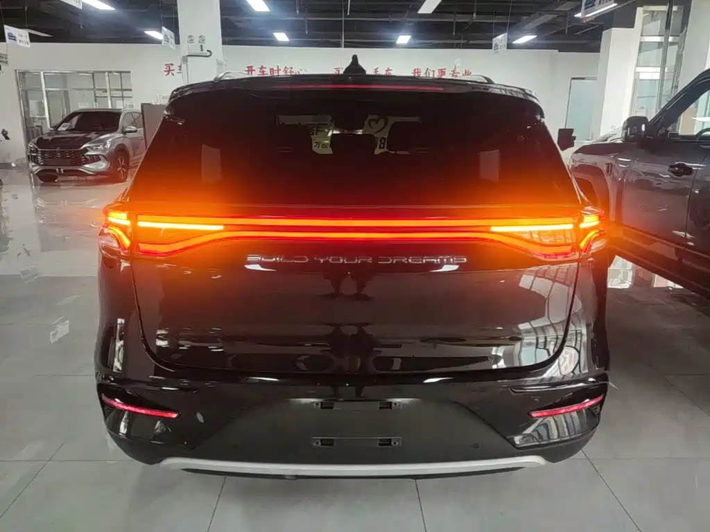 BYD Tang New Energy — миниатюра 4