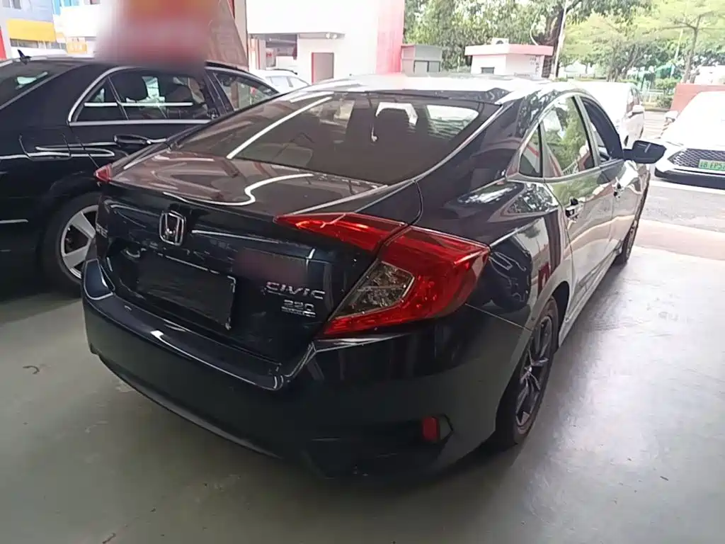 Honda Civic — миниатюра 7