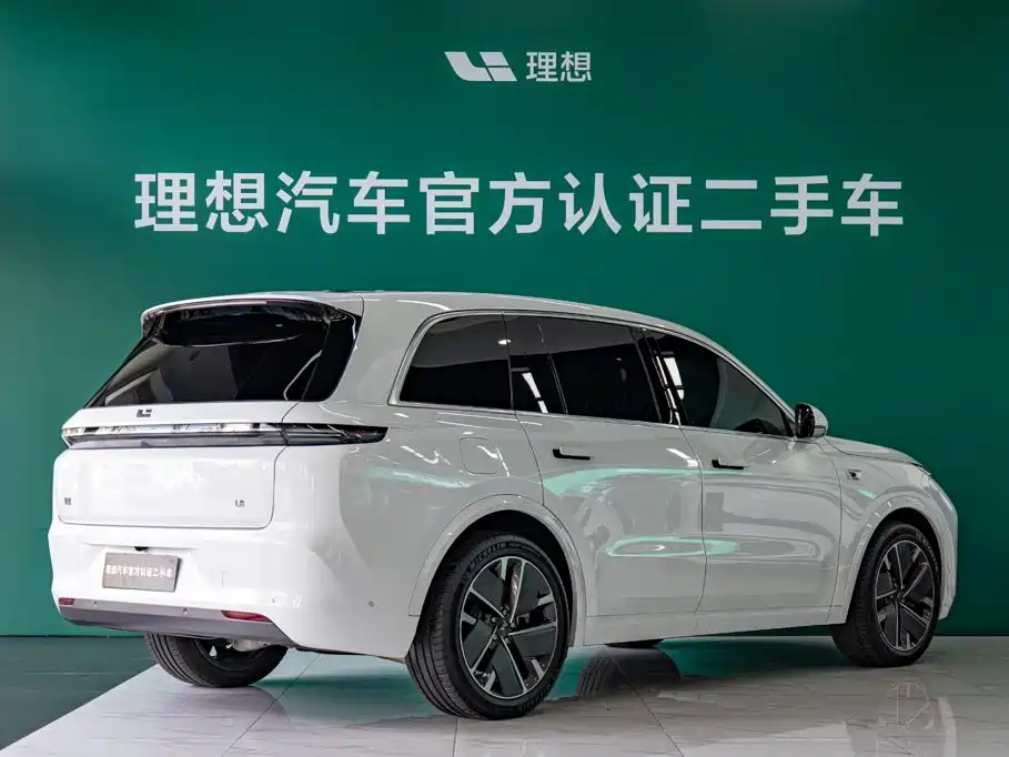 Li Auto Li L8 — миниатюра 4