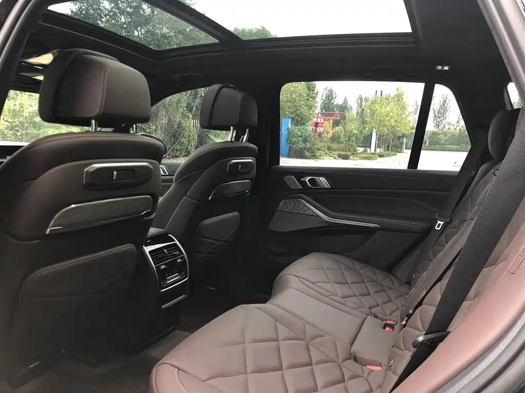 BMW X5 — миниатюра 12