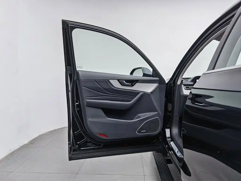 Hongqi Hongqi HS5 — миниатюра 8