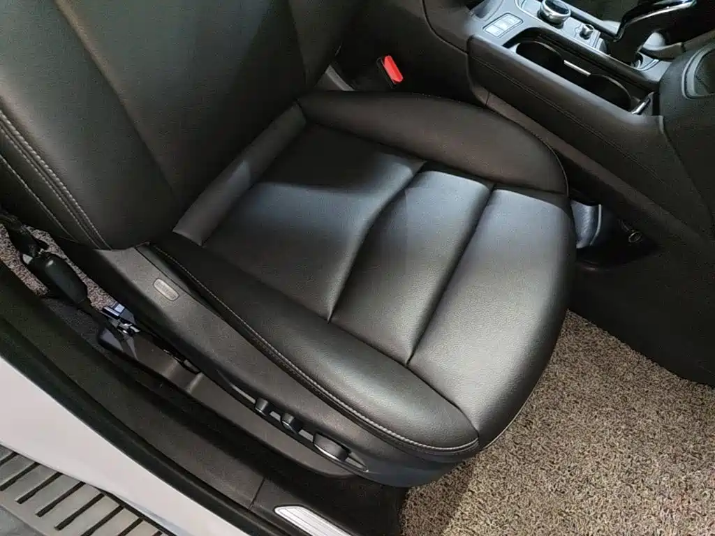 Cadillac XT5 — миниатюра 25