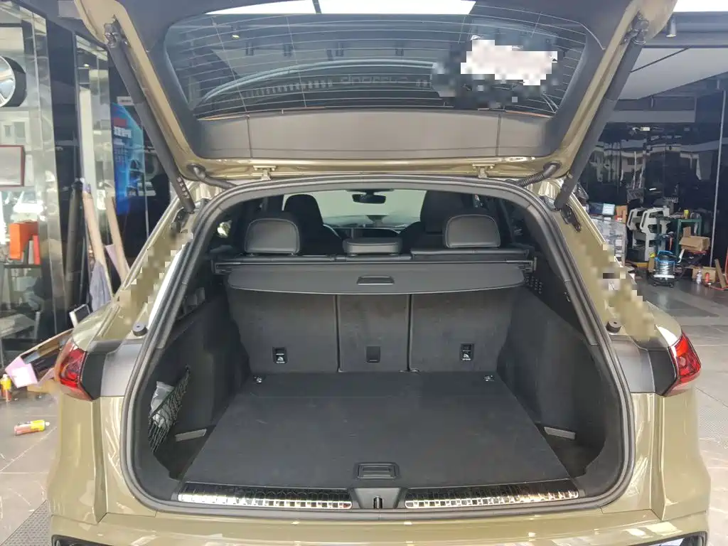 Audi Q5L — миниатюра 20