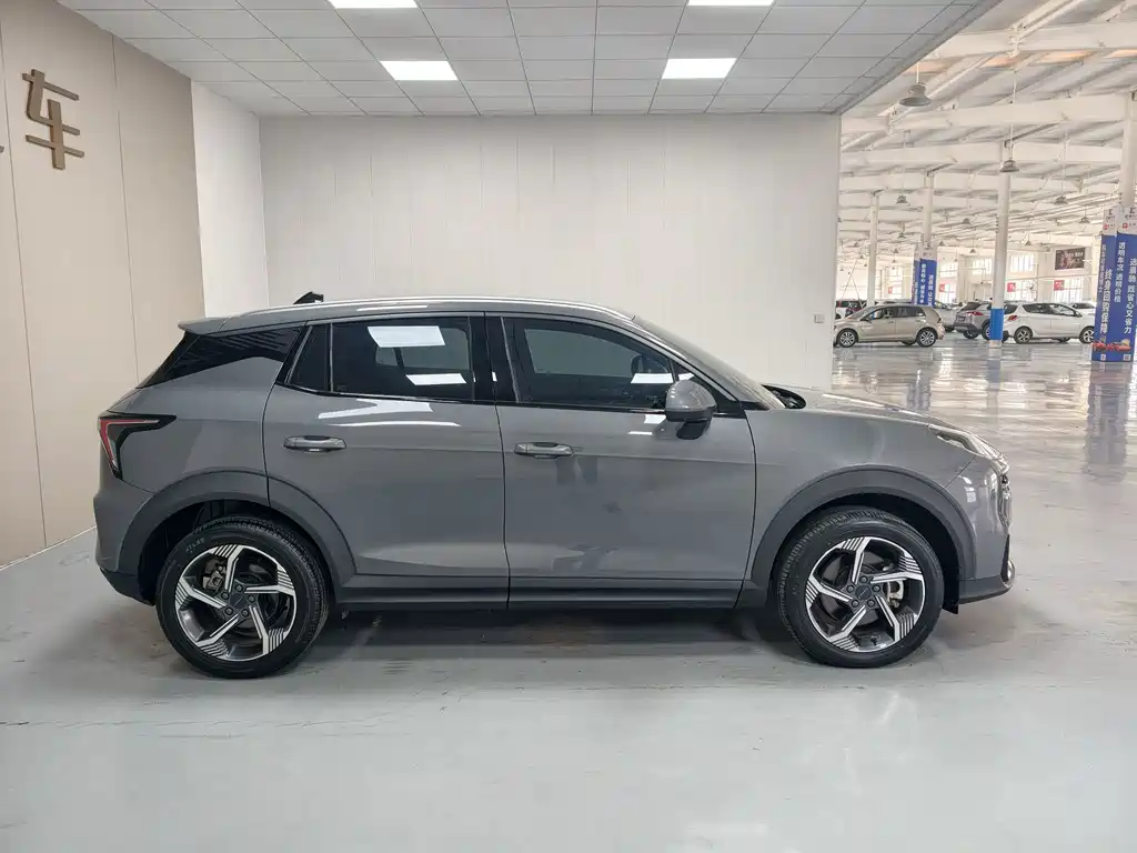 Lynk & Co 06 — миниатюра 7