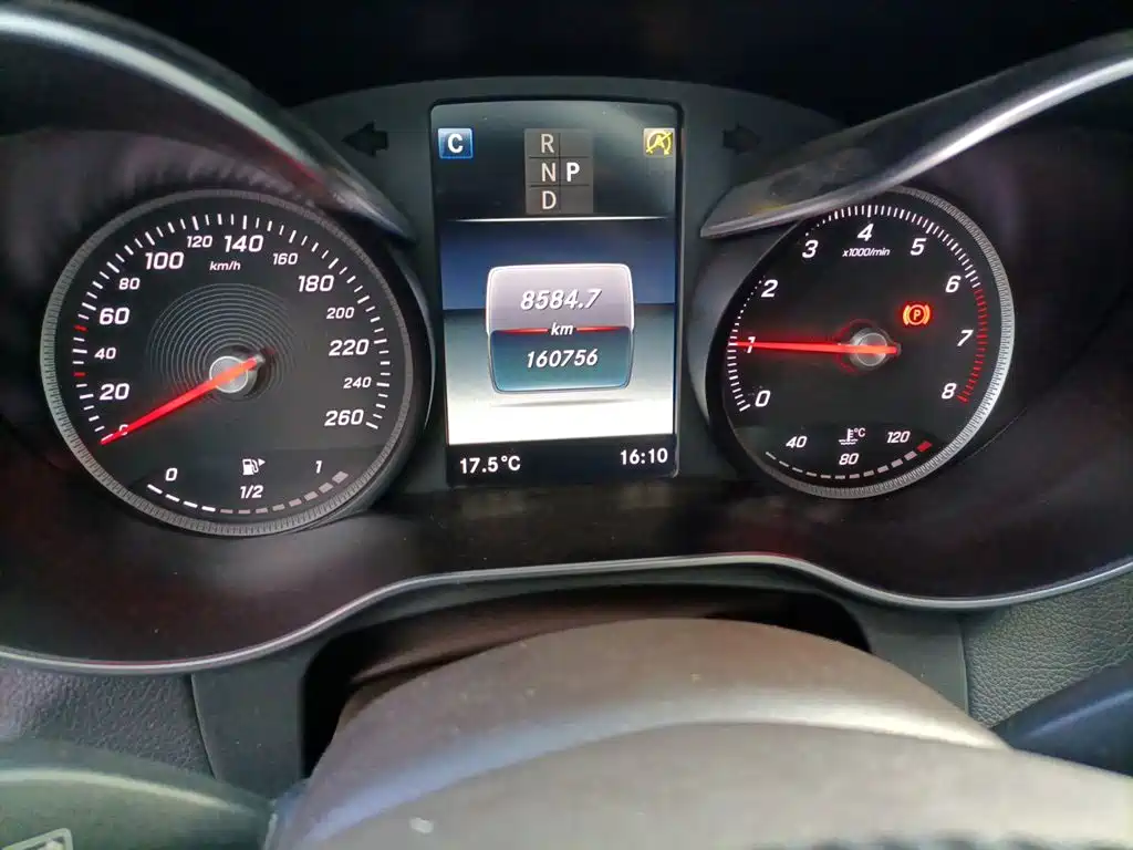 Mercedes-Benz GLC — миниатюра 13