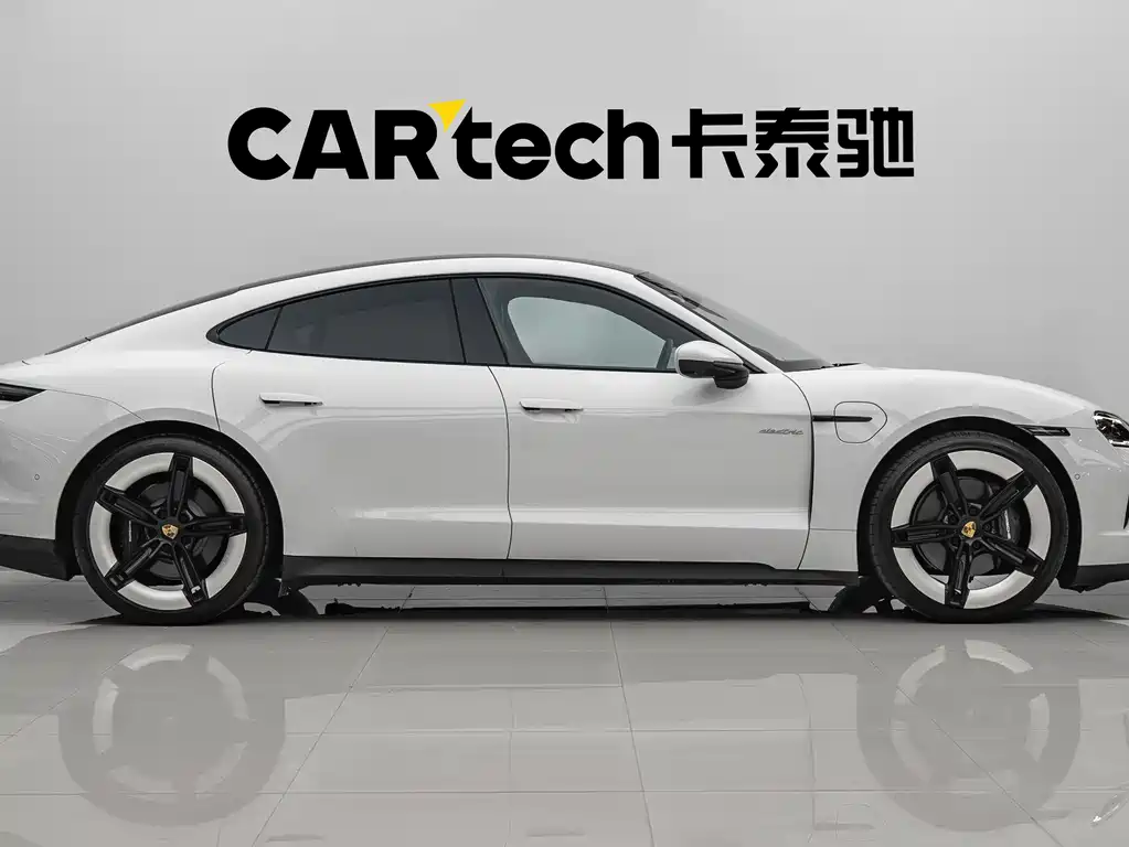 Porsche Taycan — миниатюра 12