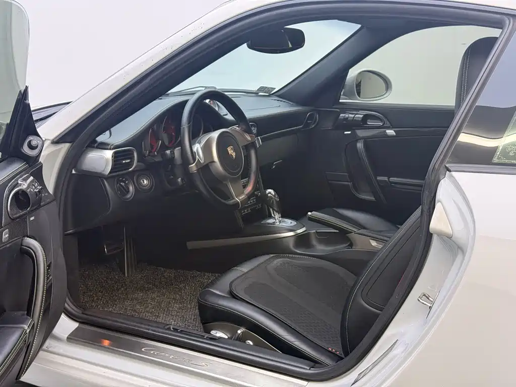 Porsche 911 2008 Carrera S 3.8L