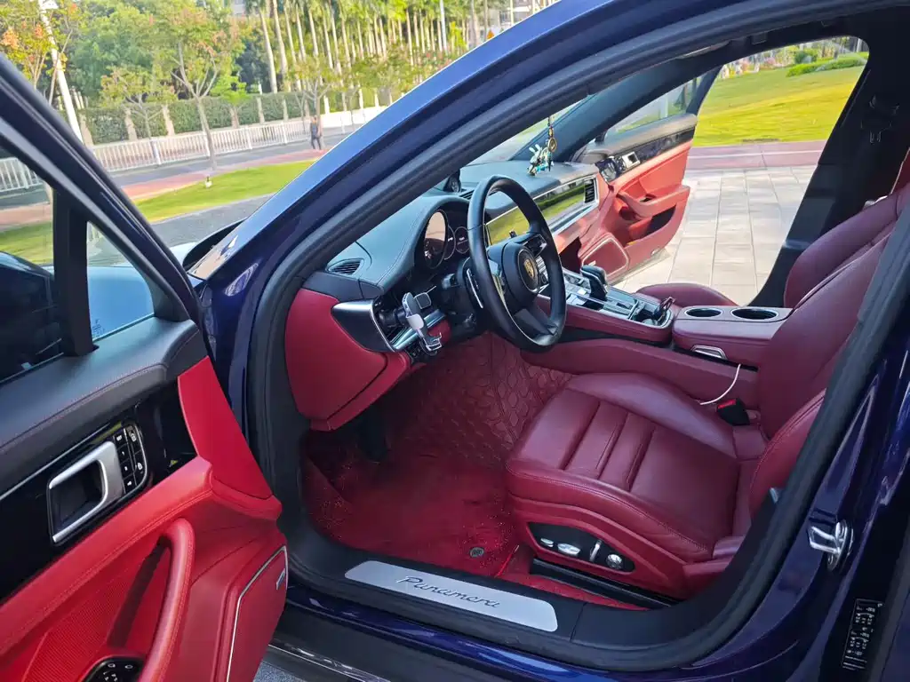 Porsche Panamera — миниатюра 7