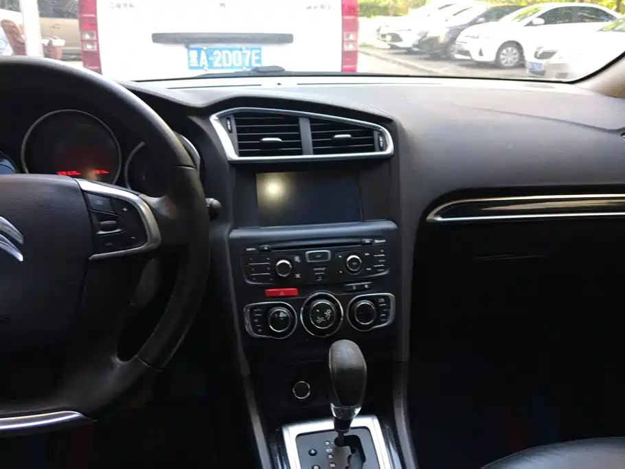 Citroen C4L — миниатюра 13