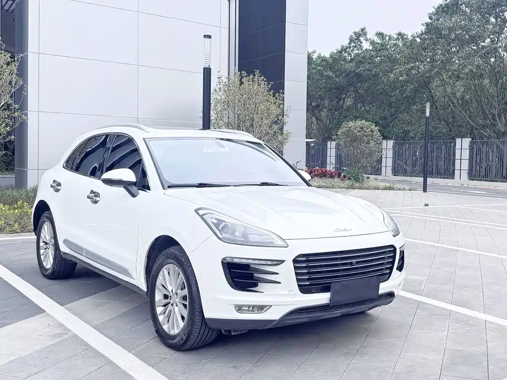 ZOTYE SR9