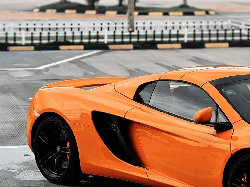 McLaren 625C 2015 3.8T Spider