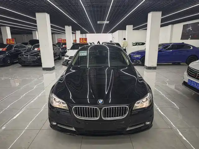BMW 5 SERIES