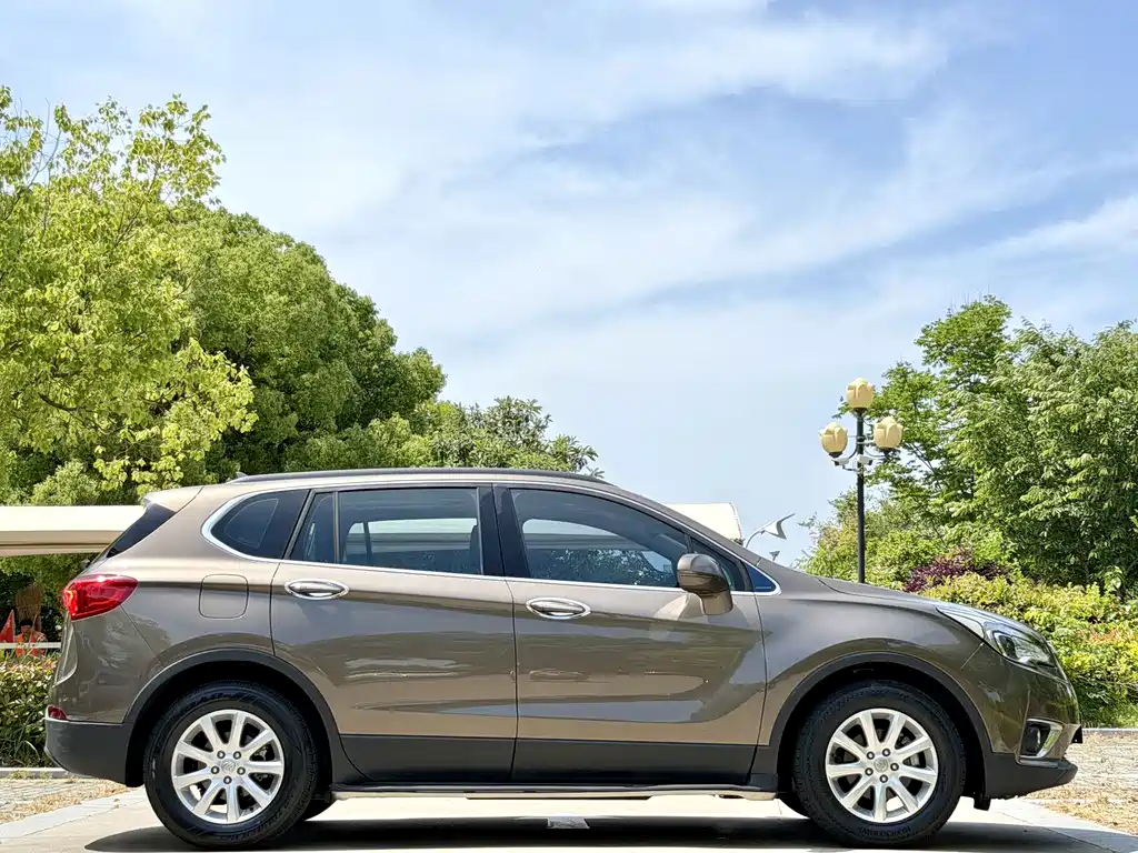 Buick Envision Plus — миниатюра 5