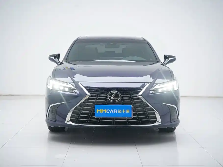 Lexus ES — миниатюра 10