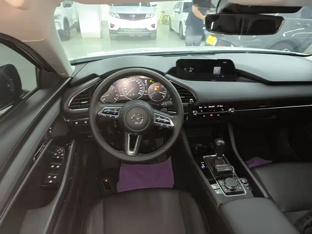 Mazda 3 Axela — миниатюра 11