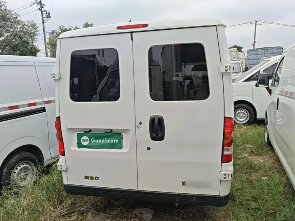 予风汽车 予风黄金仓 — миниатюра 6