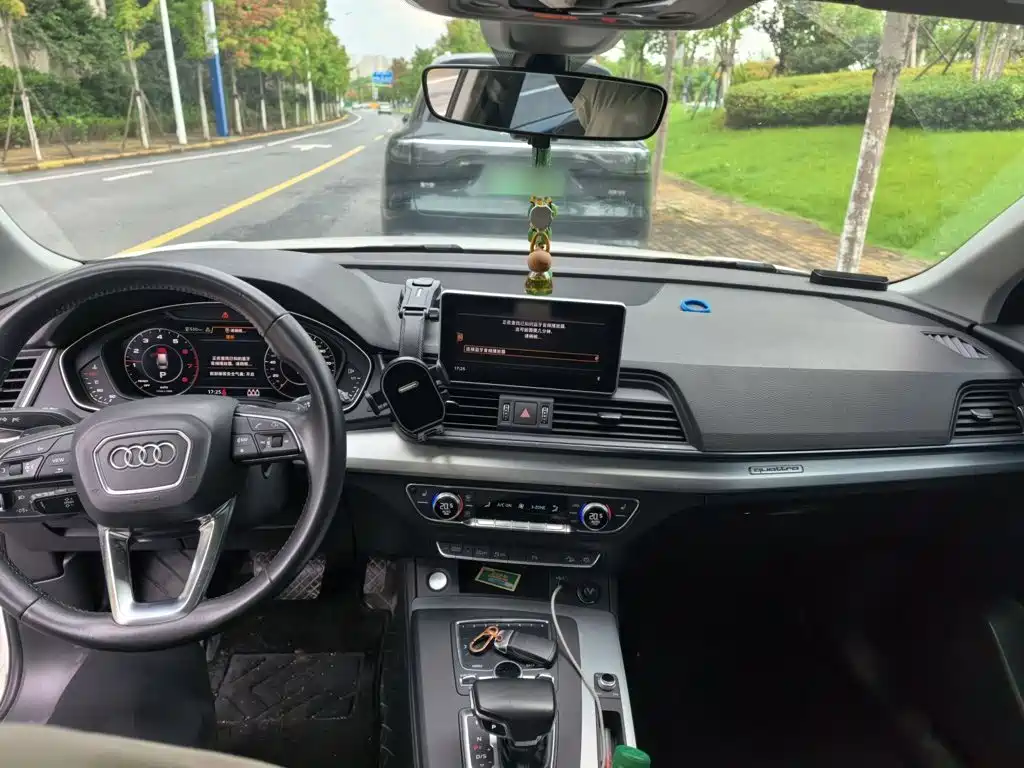 Audi Q5L — миниатюра 13