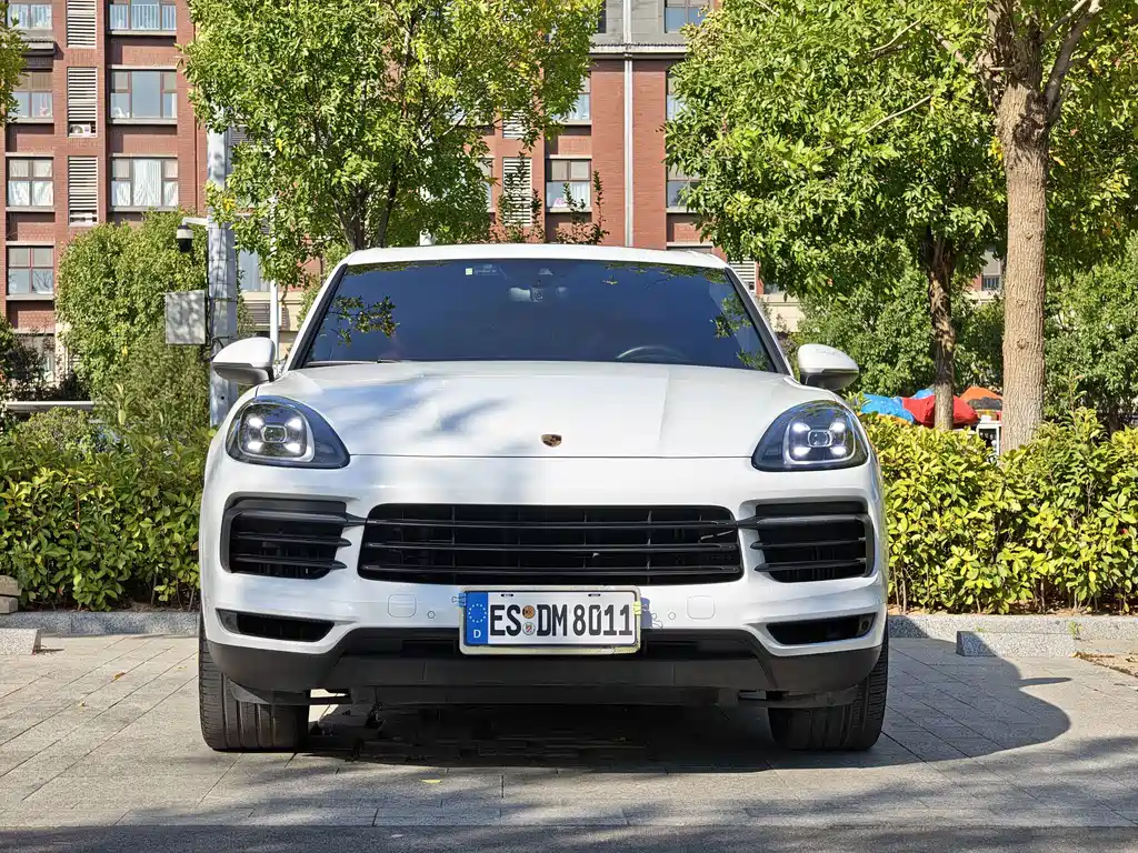 Porsche Cayenne — миниатюра 2