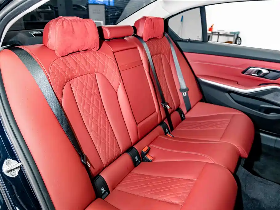 BMW 3 Series — миниатюра 21