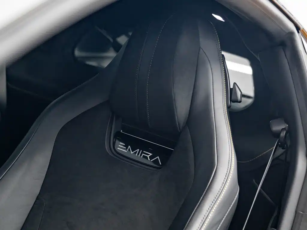 Lotus Emira — миниатюра 11