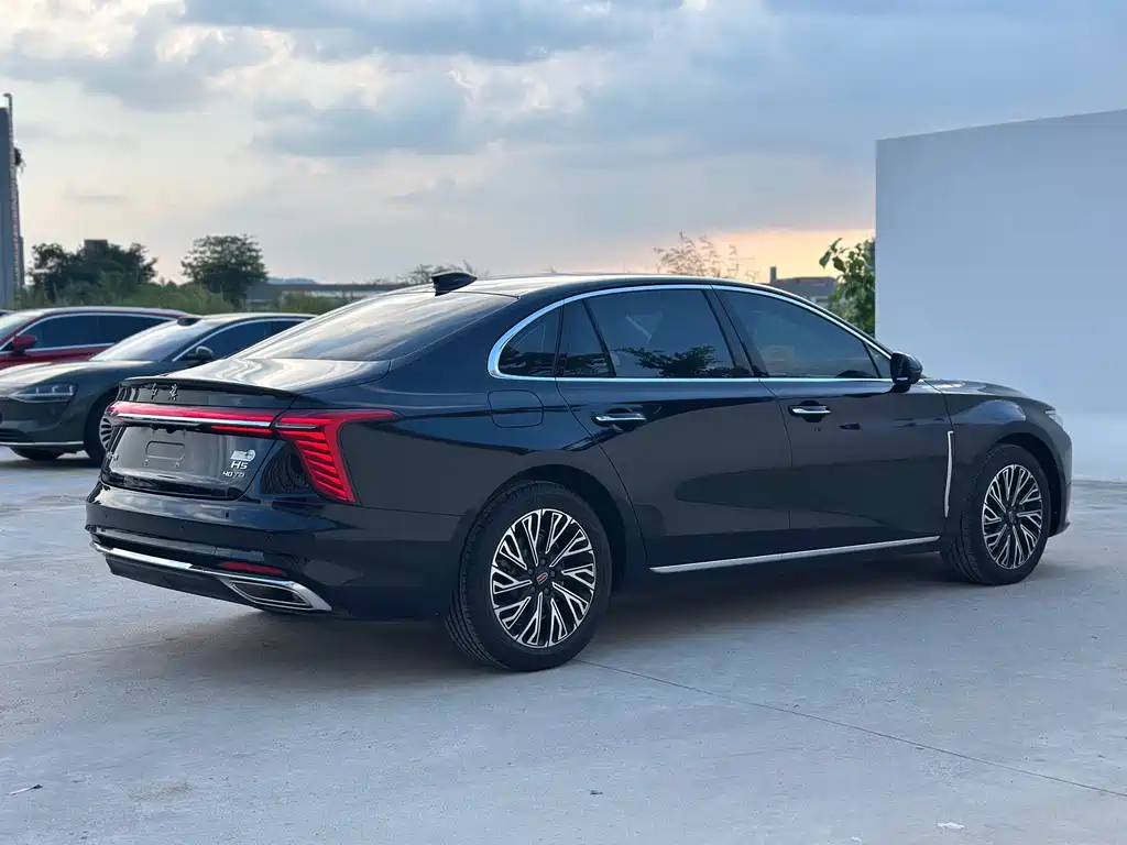 Hongqi Hongqi H5 — миниатюра 16