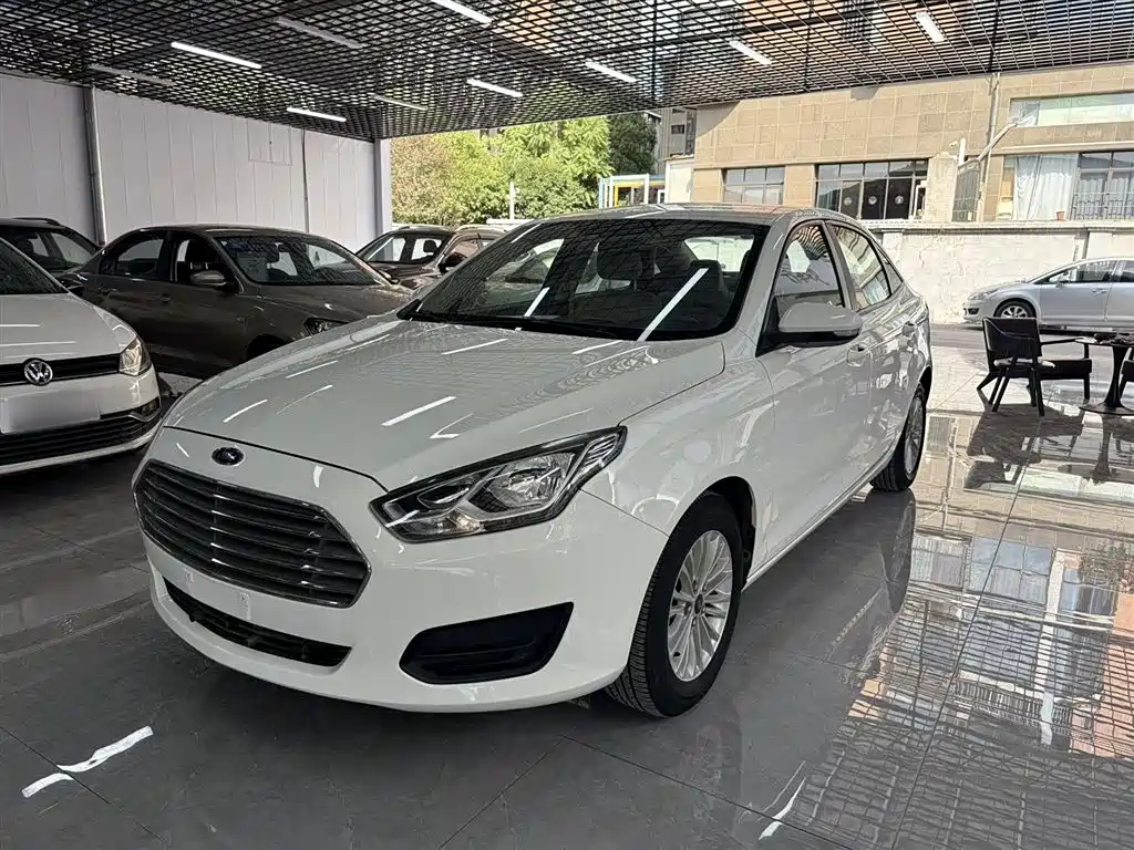 Ford Escort 2018