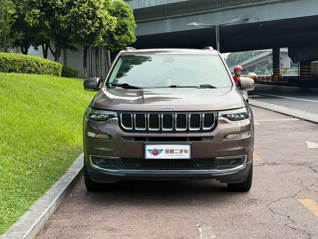 Jeep Grand Commander — миниатюра 2