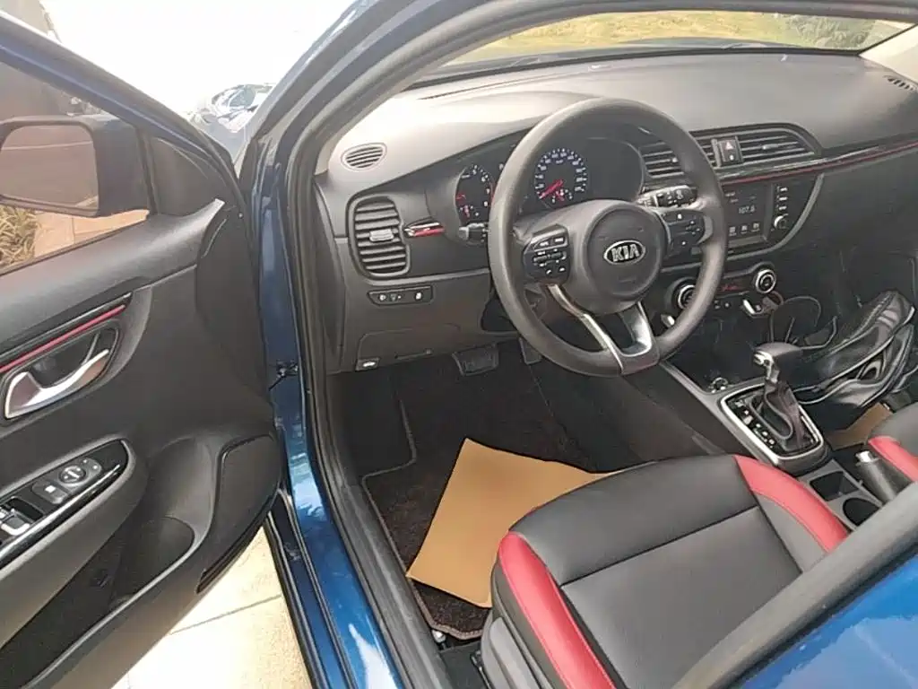 Kia KX Cross — миниатюра 16